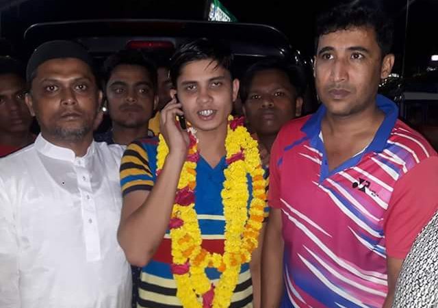 ছাত্রলীগের সভাপতি রবিন জামিনে মুক্ত,ফেনীতে আনন্দ মিছিল