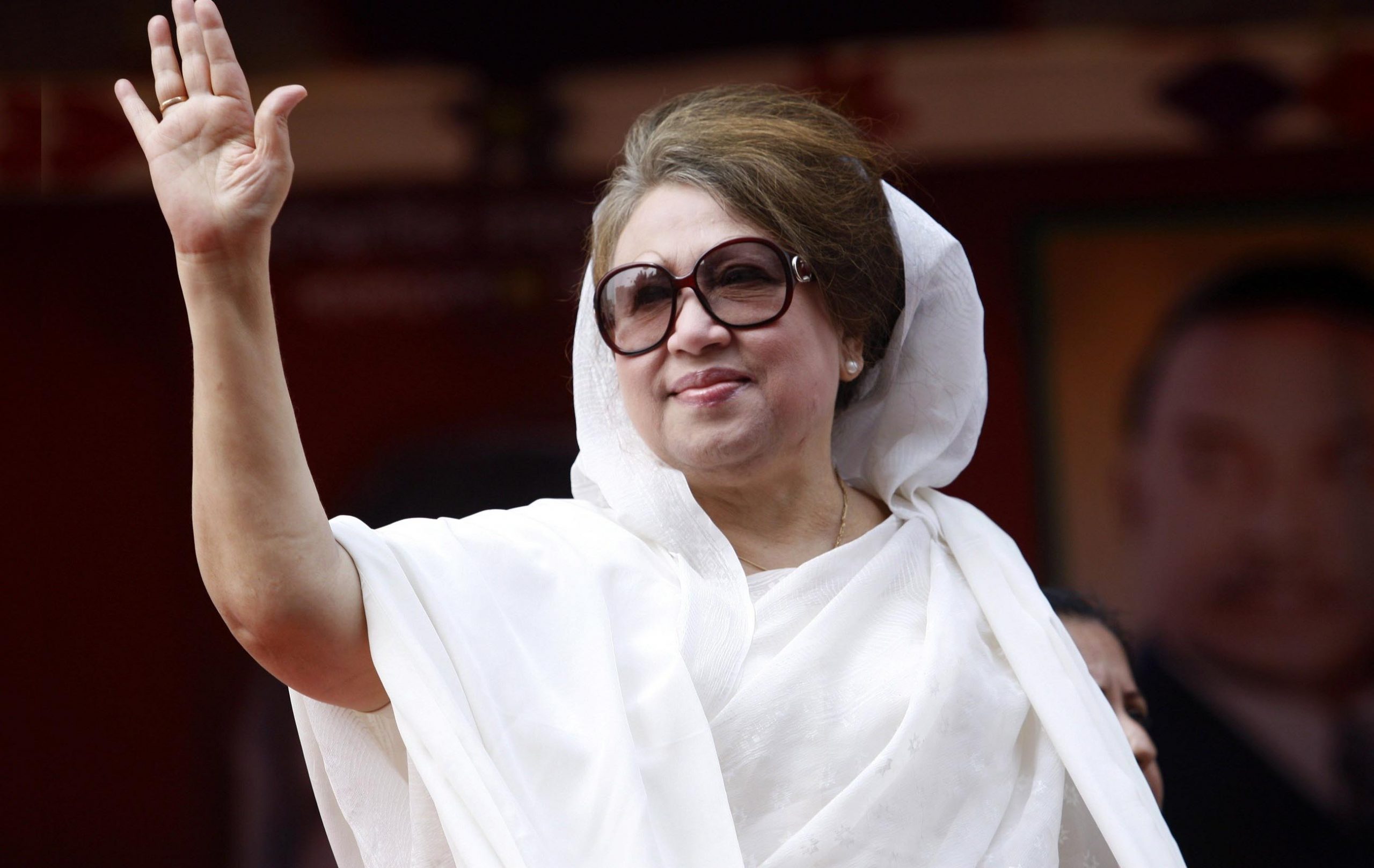 বুধবার দেশে ফিরবেন খালেদা জিয়া