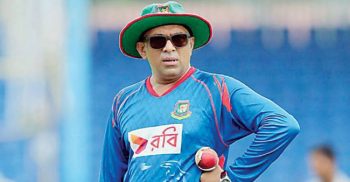হঠাৎ পদত্যাগ করলেন হাথুরুসিংহে