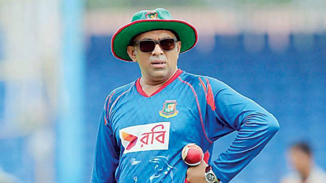 হঠাৎ পদত্যাগ করলেন হাথুরুসিংহে