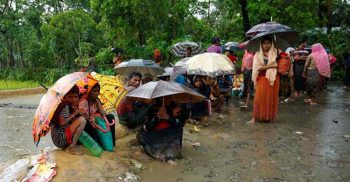 বৃষ্টির কারণে রোহিঙ্গা ৫ শিশুর মৃত্যু
