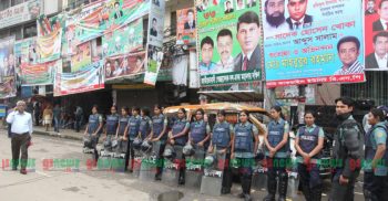 নয়াপল্টনে বিএনপির কার্যালয়ে কঠোর অবস্থানে পুলিশ