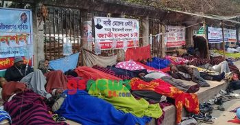 সুনির্দিষ্ট ঘোষণা ছাড়া অনশন ভাঙবেন না মাদ্রাসা শিক্ষকরা