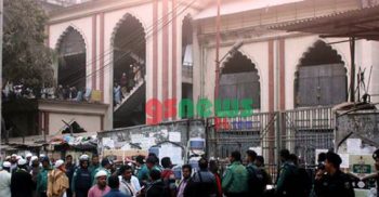 কাকরাইল মসজিদের চারদিক ঘিরে রেখেছে আইন-শৃঙ্খলা বাহিনী