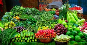 সবজির দাম কমেছে বেড়েছে তেল চিনির