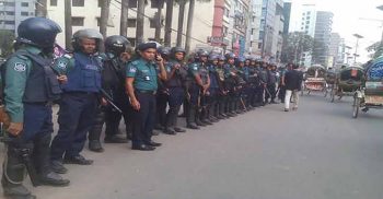 বিএনপির গণস্বাক্ষর, নয়াপল্টনে পুলিশের বাড়তি নিরাপত্তা