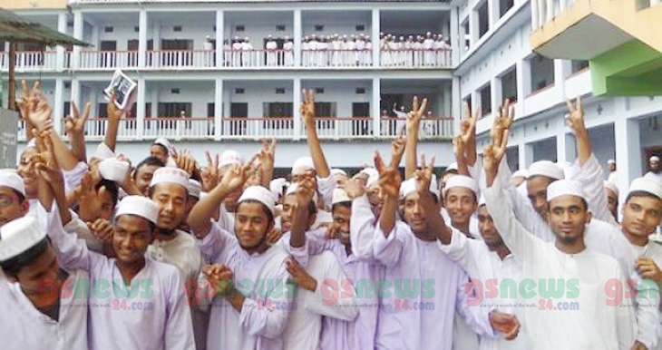 সরকারি চাকরির আওতায় আসলেন ১০১০ কওমি আলেম