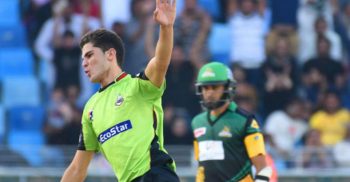 চার রানে ৫ উইকেট, নাম ছাড়া শহীদ আফ্রিদির সঙ্গে আর কিছুতে মিল নেই।