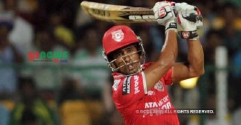 ২০ বলে ১০২ রানের রেকর্ড!