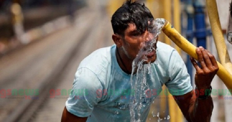 কিভাবে সুস্থ থাকবেন এই দুঃসহ গরমে