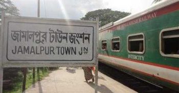 টিকিট চান? ‘কালোবাজার’ যান