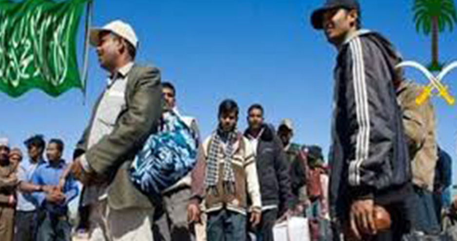 সৌদিতে এক বছরে প্রায় ৮ লাখ বিদেশি চাকরিচ্যুত