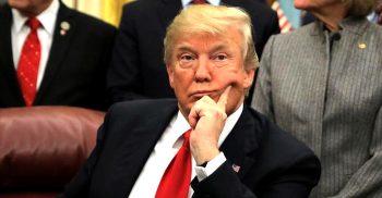 ট্রাম্প প্রশাসনের বিরুদ্ধে ১৭ রাজ্যের মামলা