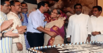 ‘প্রধানমন্ত্রী হয়েও ছেলের পড়ার টাকা দিতে পারিনি’