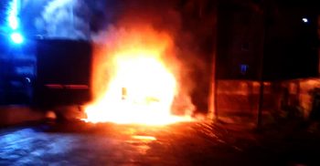 বেনাপোল স্থল বন্দরে ভারতীয় মালবাহী ট্রাকে আগুন