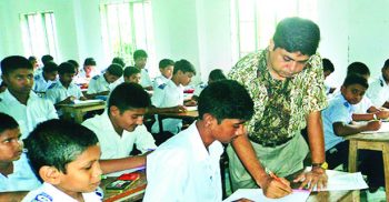 ঈদে শতভাগ বোনাস দাবি বেসরকারি শিক্ষকদের