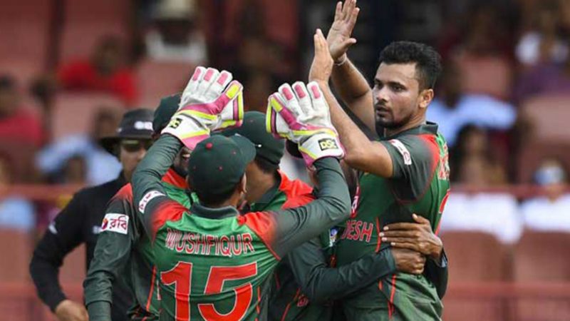 মাশরাফিদের দাপুটে জয়