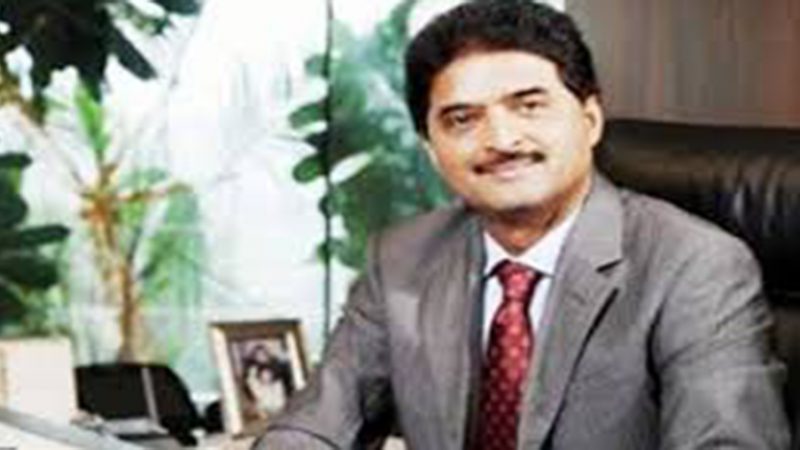 বেতনের ২৫ হাজার টাকায় শুরু ব্যবসা এখন ৩০০০ কোটির!