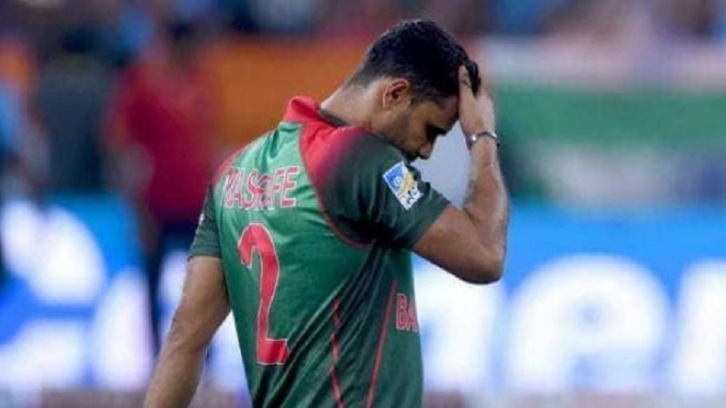 মাশরাফিদের মুখ রঙিন আলোতেও অন্ধকার