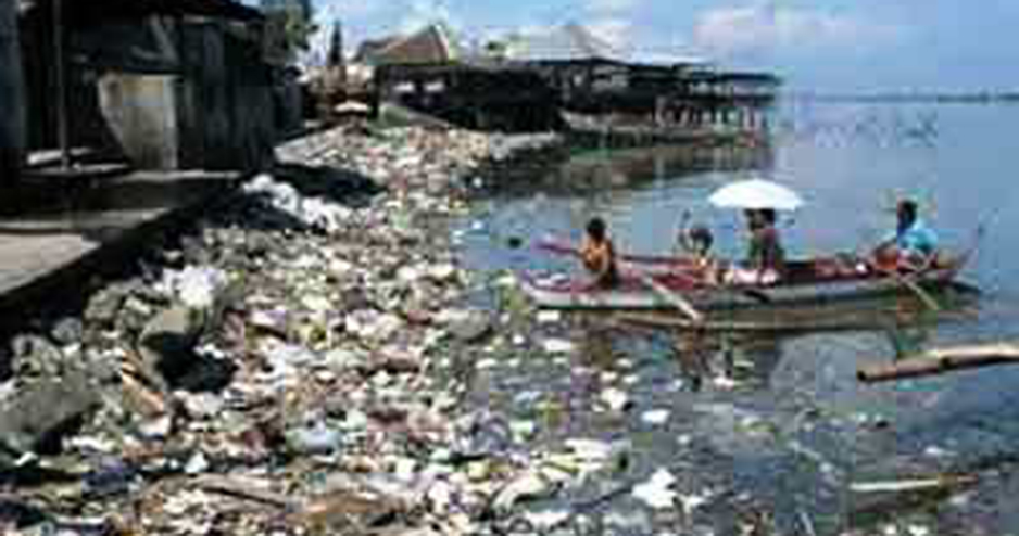 শিল্পবর্জ্যে দূষিত তুরাগ