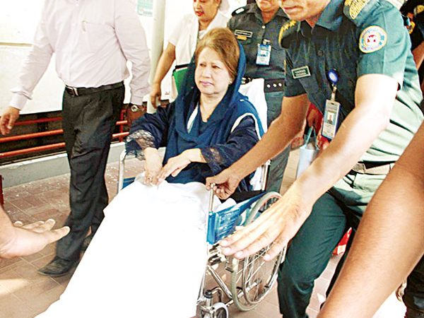 খালেদা জিয়ার ফুসফুসের সিটি স্ক্যান