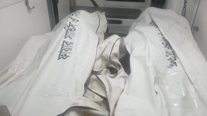 ফেনীর শর্শদী রেল ক্রসিংয়ে ট্রেন-বাসের মুখোমুখি সংঘর্ষে নিহত ৫ আহত ১৫ জন।