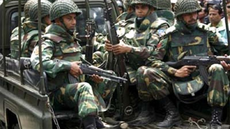 সারাদেশে সেনাবাহিনীর টহল, চলছে অভিযান