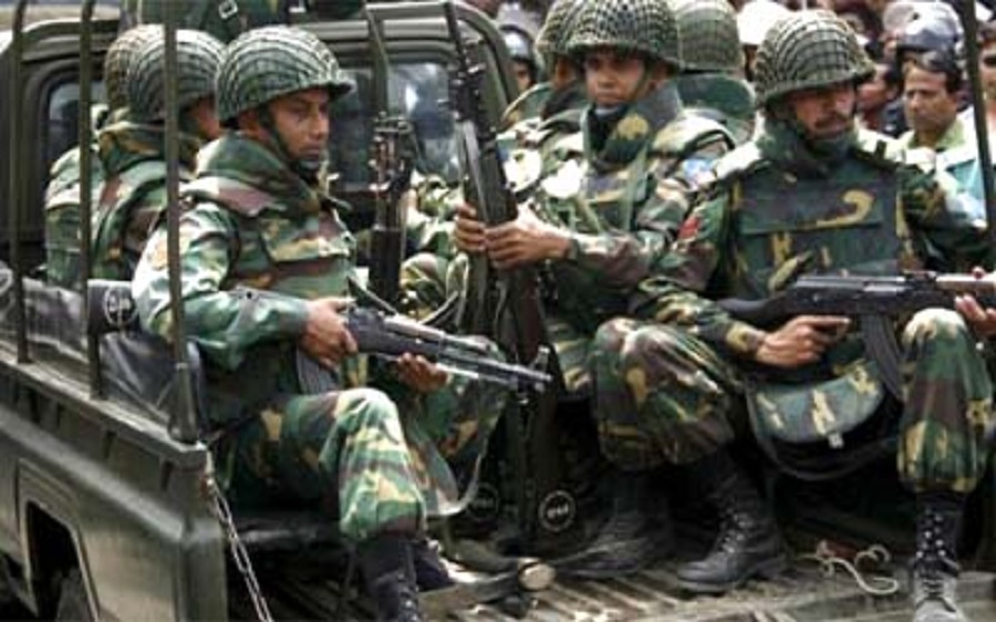 সারাদেশে সেনাবাহিনীর টহল, চলছে অভিযান