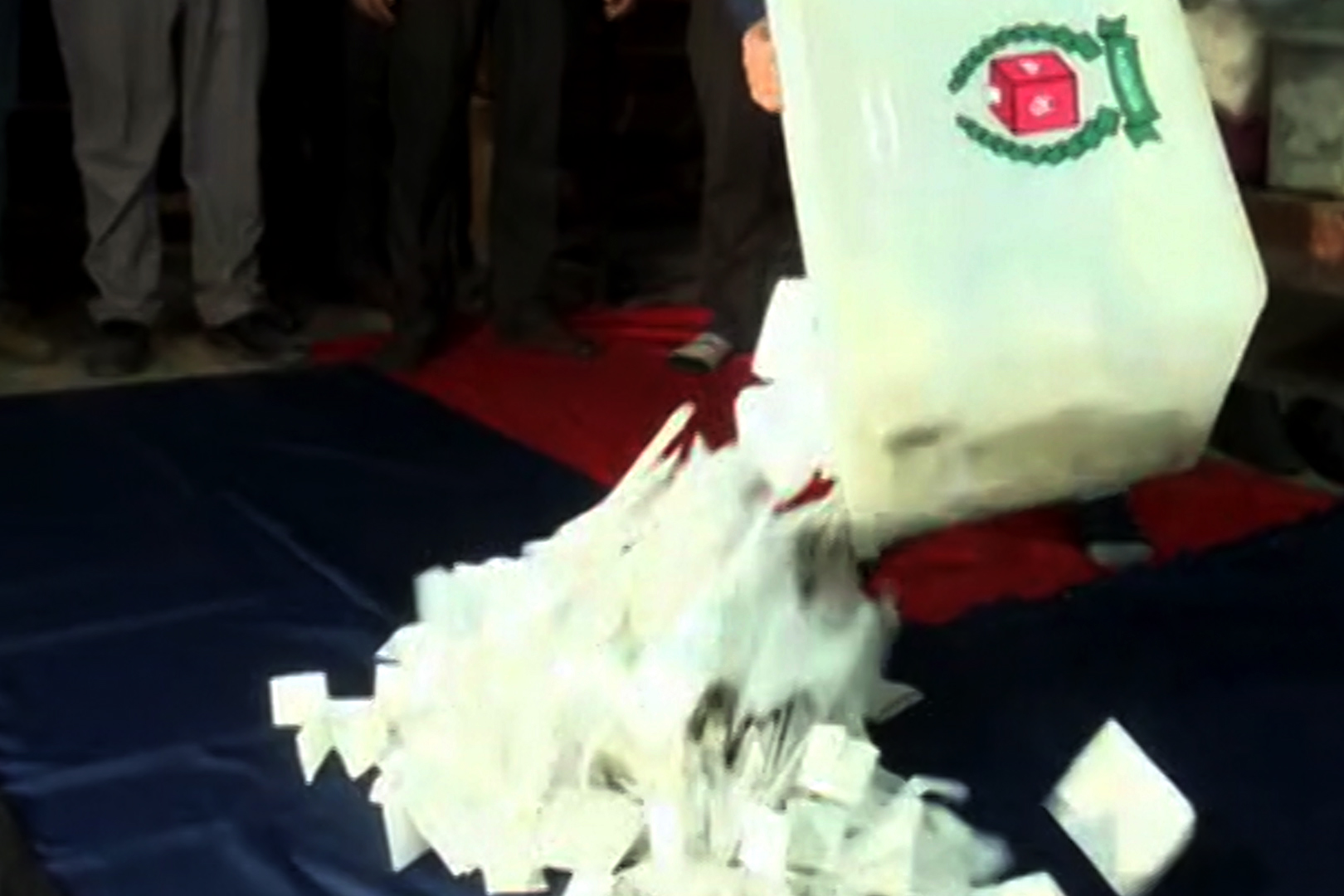 ১২৯ আসনের মধ্যে ১১৯ টিতেই এগিয়ে আওয়ামী লীগ