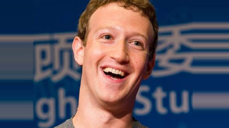 ফেসবুকের পতন আসন্ন?