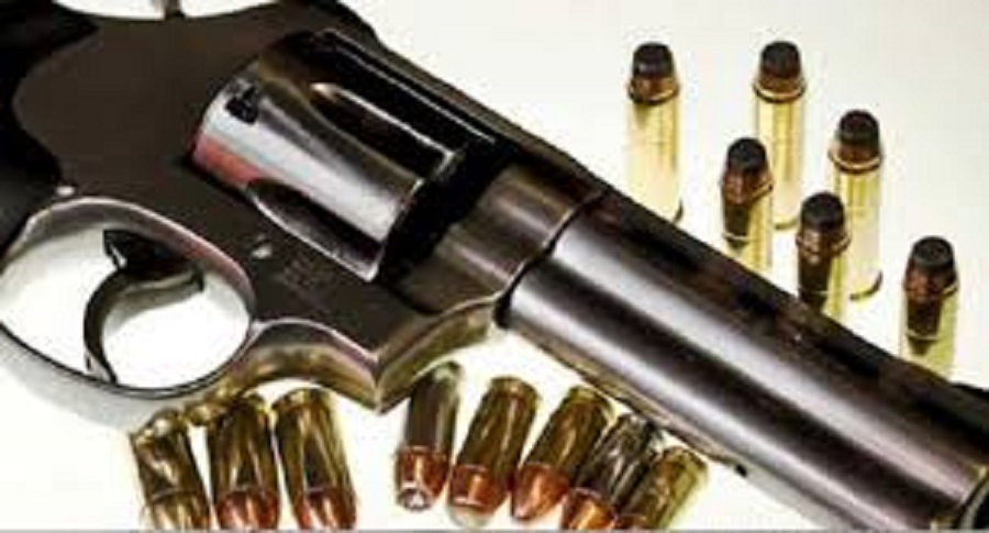 ভোটের আগে বৈধ অস্ত্র থানায় জমা দিতে হচ্ছে না