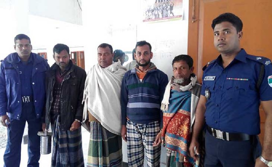 ফেনসিডিলসহ সাতক্ষীরায় ৮৬ জন আটক