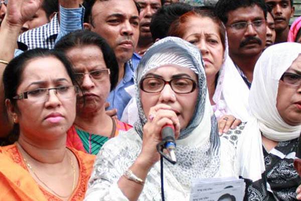 আফরোজা আব্বাসের প্রচারণায় ছাত্রলীগের হামলা