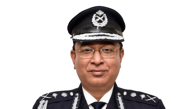কিছু বিচ্ছিন্ন ঘটনা ছাড়া  ভোট শান্তিপূর্ণ হচ্ছে: আইজিপি