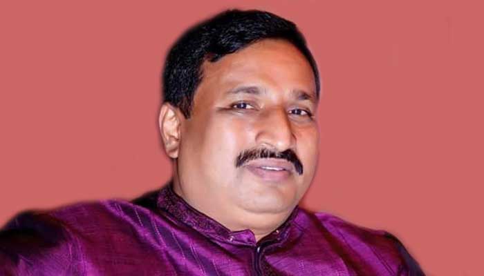 নিজাম হাজারীর মাছ চাষে আয় সাত কোটি টাকা