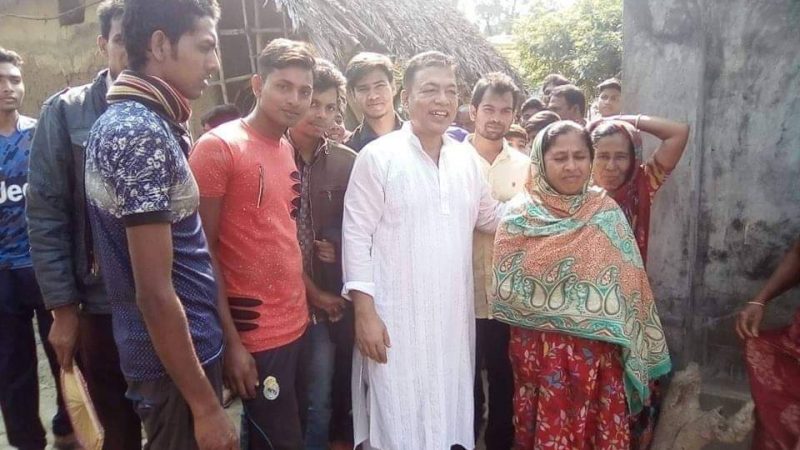 সাতক্ষীরা ৩ আসনে ডাঃ শহিদুল   আলমের দিনভর গনসংযোগ