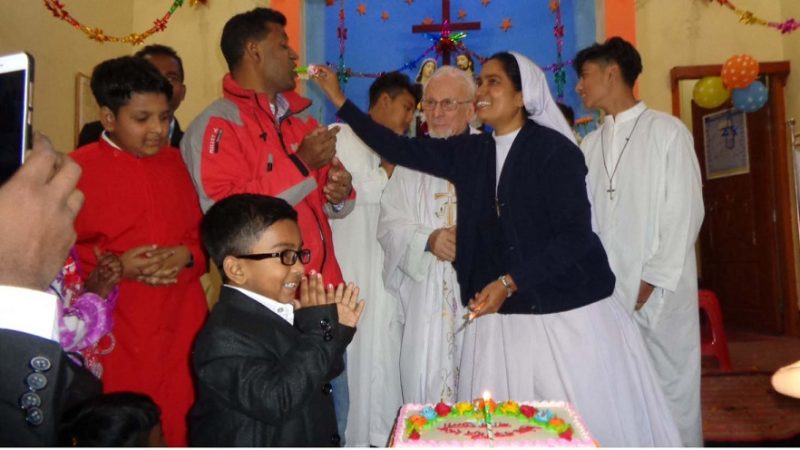 নানা আয়োজনে সাতক্ষীরায় বড়দিন উৎযাপিত