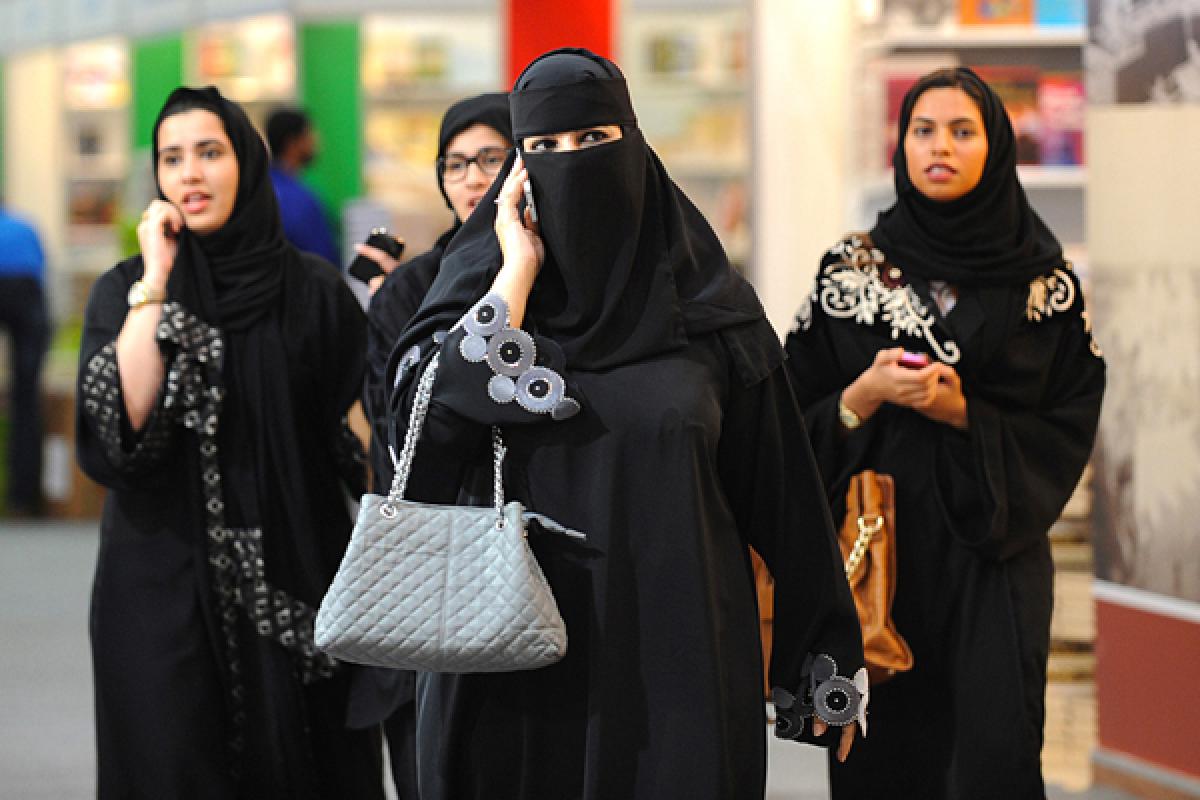 বাংলাদেশীরাও বিয়ে করতে পারবেন সৌদি নারীদের, থাকছে মাসিক বেতনসহ পেনশন!