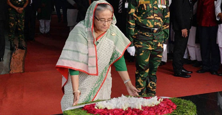 বঙ্গবন্ধুর প্রতিকৃতিতে প্রধানমন্ত্রীর শ্রদ্ধা
