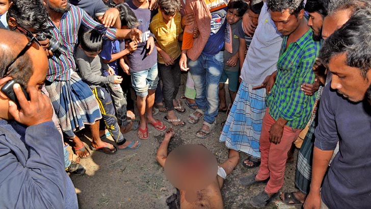 চাঁদাবাজিতে অতিষ্ঠ ব্যবসায়ীদের গণপিটুনিতে আ’লীগ নেতার মৃত্যু