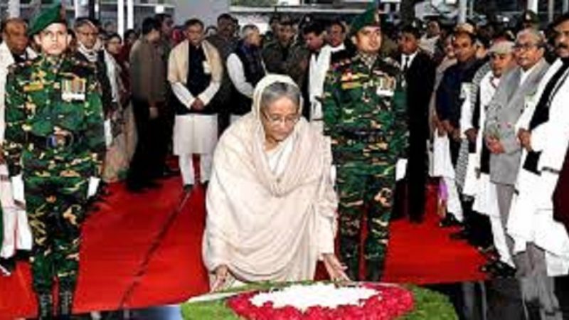 বঙ্গবন্ধুর প্রতিকৃতি ও জাতীয় স্মৃতিসৌধে প্রধানমন্ত্রীর শ্রদ্ধা নিবেদন