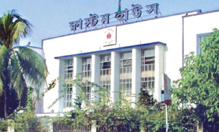 কাস্টমস কর্মকর্তার কোটিপতি স্ত্রীদের দিন কাটছে দুদক আতঙ্কে