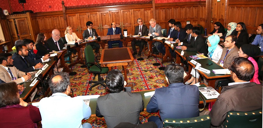 নির্বাচনের গ্রহন যোগ্যতা নিয়ে ব্রিটিশ পার্লামেন্টে তীব্র সমালোচনা।