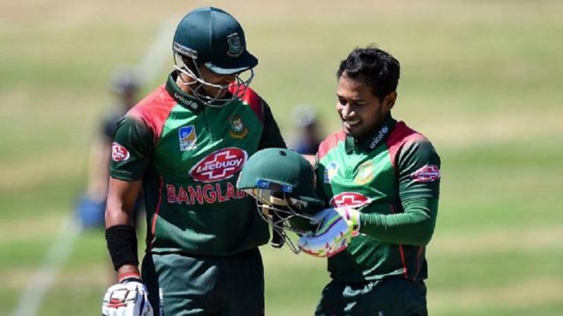 নেপিয়ারে মুশফিকের ‘হেলমেট’ কাহিনি!