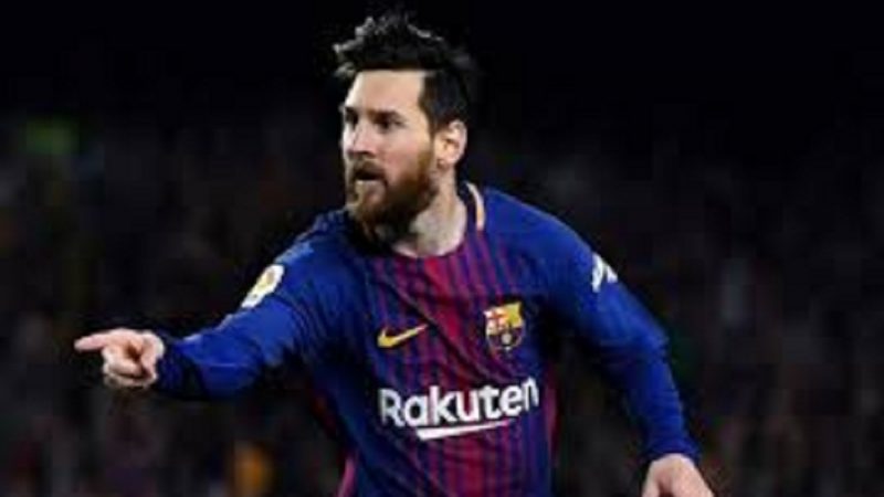 মেসির জোড়া গোলে লা লিগায় হার বাঁচাল বার্সেলোনা