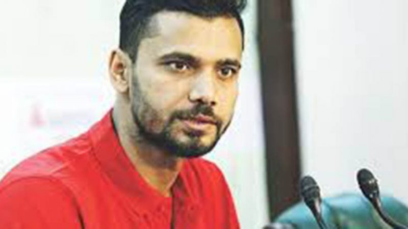 সংসদ সদস্য হিসেবে প্রথম দিনের অভিজ্ঞতাটা দারুণ বলেই জানিয়েছেন মাশরাফি