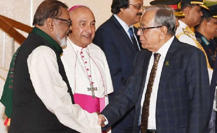 স্বাস্থ্য পরীক্ষার জন্য রাষ্ট্রপতির সিঙ্গাপুর যাত্রা