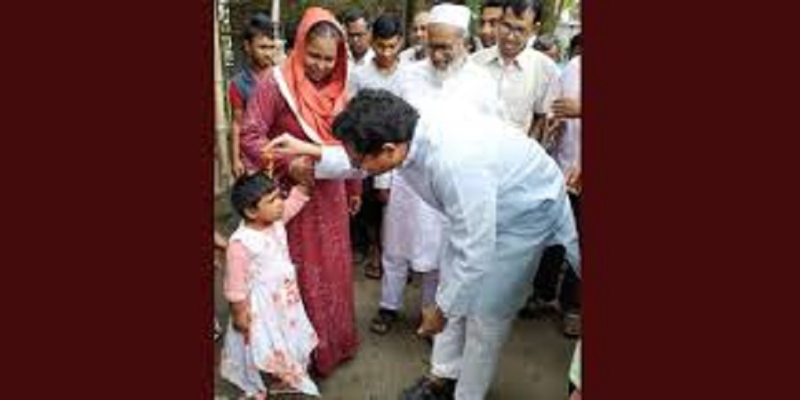 রোহিঙ্গা ক্যাম্প পরিদর্শন করলেন জুনায়েদ আহমেদ পলক