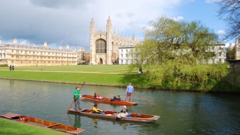 বিশ্ববিদ্যালয়কে সাবেক ছাত্রের ১ হাজার কোটি টাকা উপহার