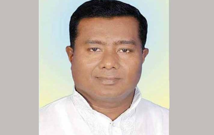 বিমানবন্দরে অস্ত্রসহ আওয়ামী লীগ নেতা আটক